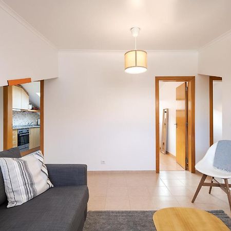 Central Gem IV - Lisbon Trendy Santos District With Dedicated Workspace Esterno foto