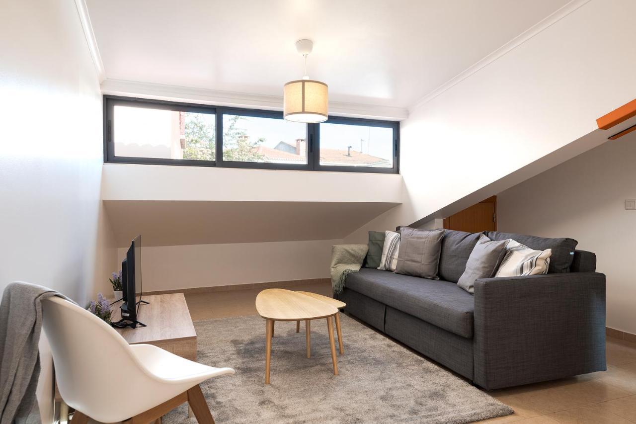 Central Gem IV - Lisbon Trendy Santos District With Dedicated Workspace Esterno foto